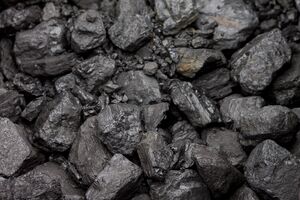 Згідно з постановою Кабміну, мито на імпорт російського вугілля мало запрацювати із 15 квітня