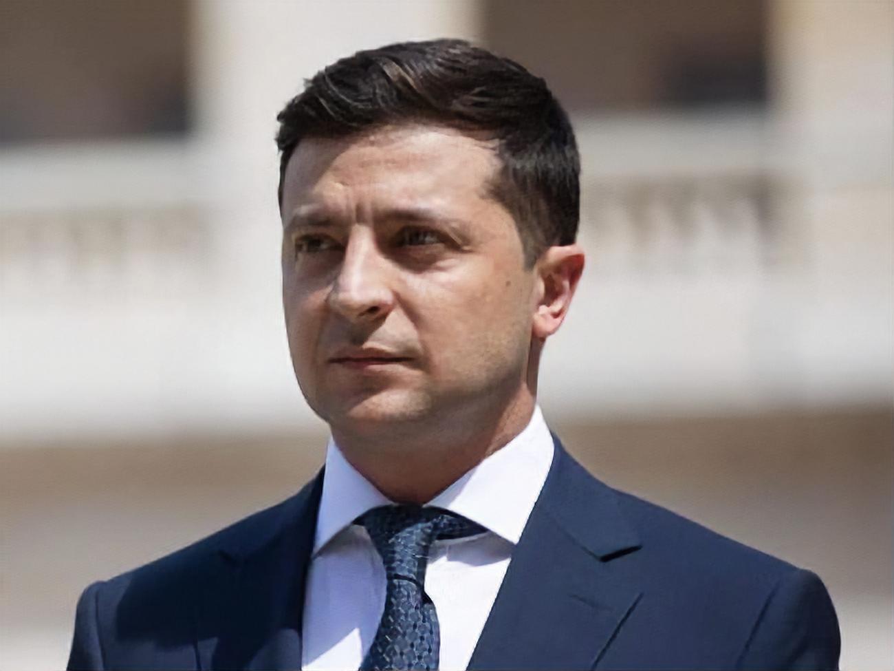 Зеленский подписал закон об увеличении в 18 раз штрафов за поджог сухой травы