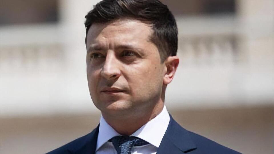 Зеленский подписал закон об увеличении в 18 раз штрафов за поджог сухой травы