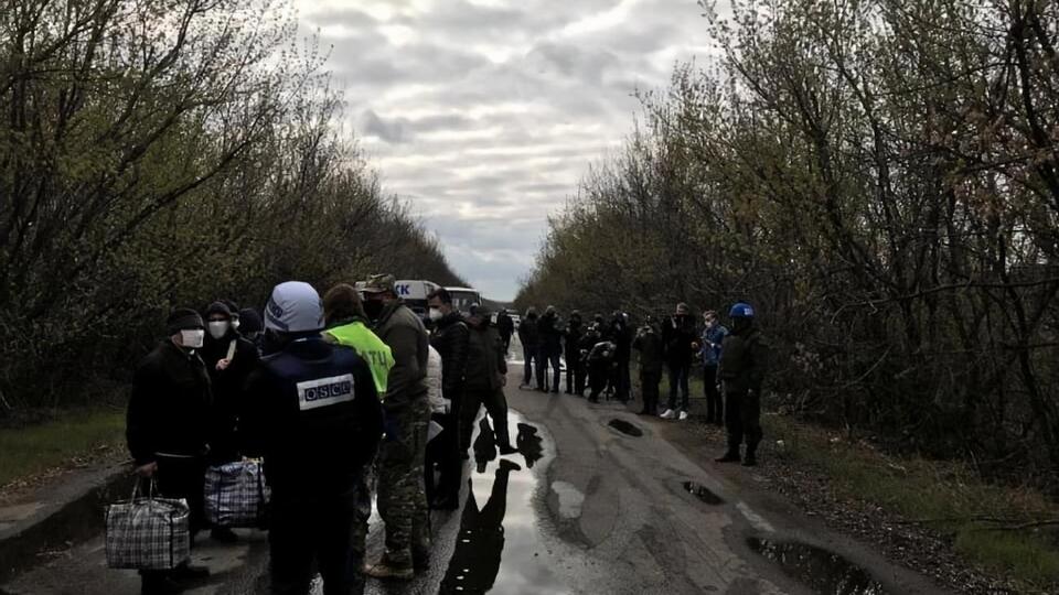 Поблизу Горлівки відбувся перший за 2020 рік обмін утримуваними особами між Києвом і підконтрольними Росії бойовиками