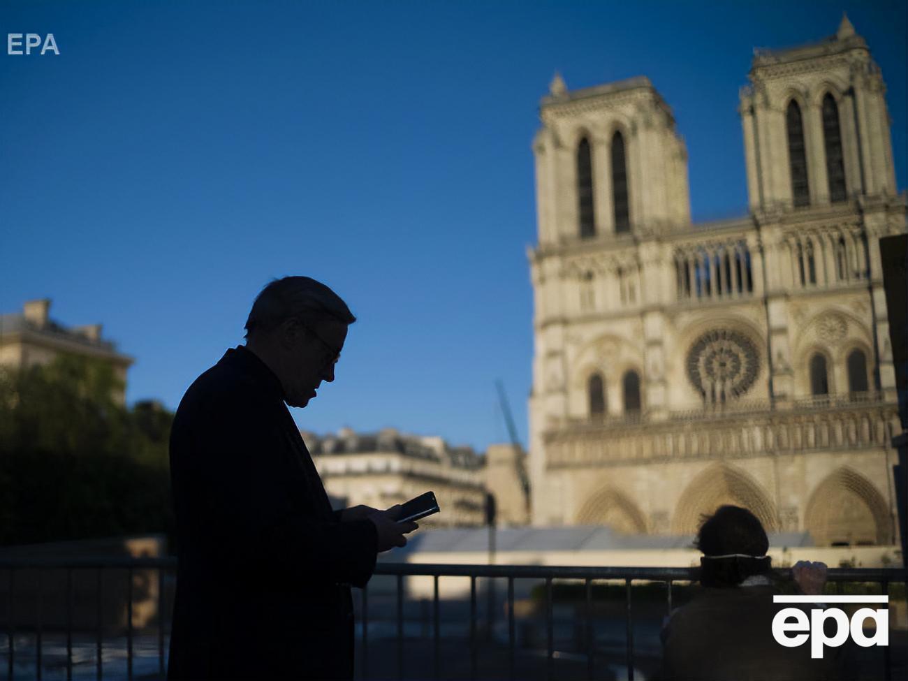 Ровно год прошел со времени пожара в соборе Парижской Богоматери
