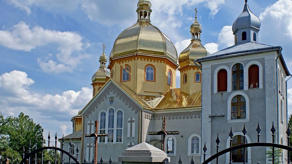 Посещение храмов на Пасху в Житомире запретили всем, кроме священнослужителей