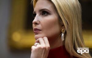 В конце марта Иванка Трамп призвала тех, "кому посчастливилось оставаться дома, сделать это"