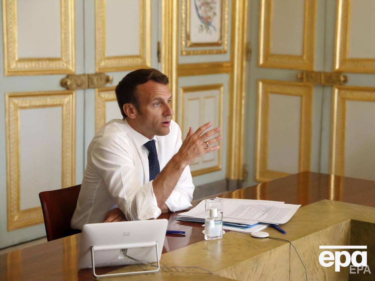 Макрон считает наивным полагать, что Китай справился с эпидемией коронавируса лучше других стран