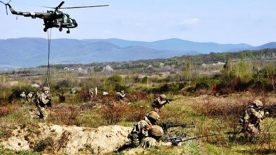 У Закарпатті відбулися навчання Десантно-штурмових військ. Фоторепортаж
