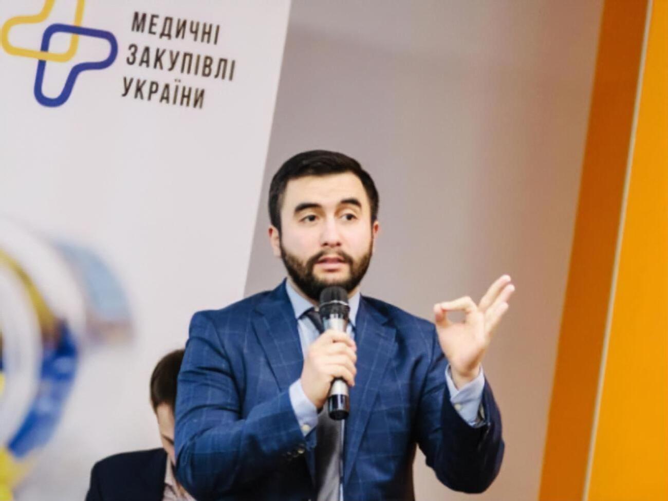 Директор ДП Арсен Жумаділов заявляв, що МОЗ блокує закупівлі, міністр після цієї заяви доручив розпочати службове розслідування