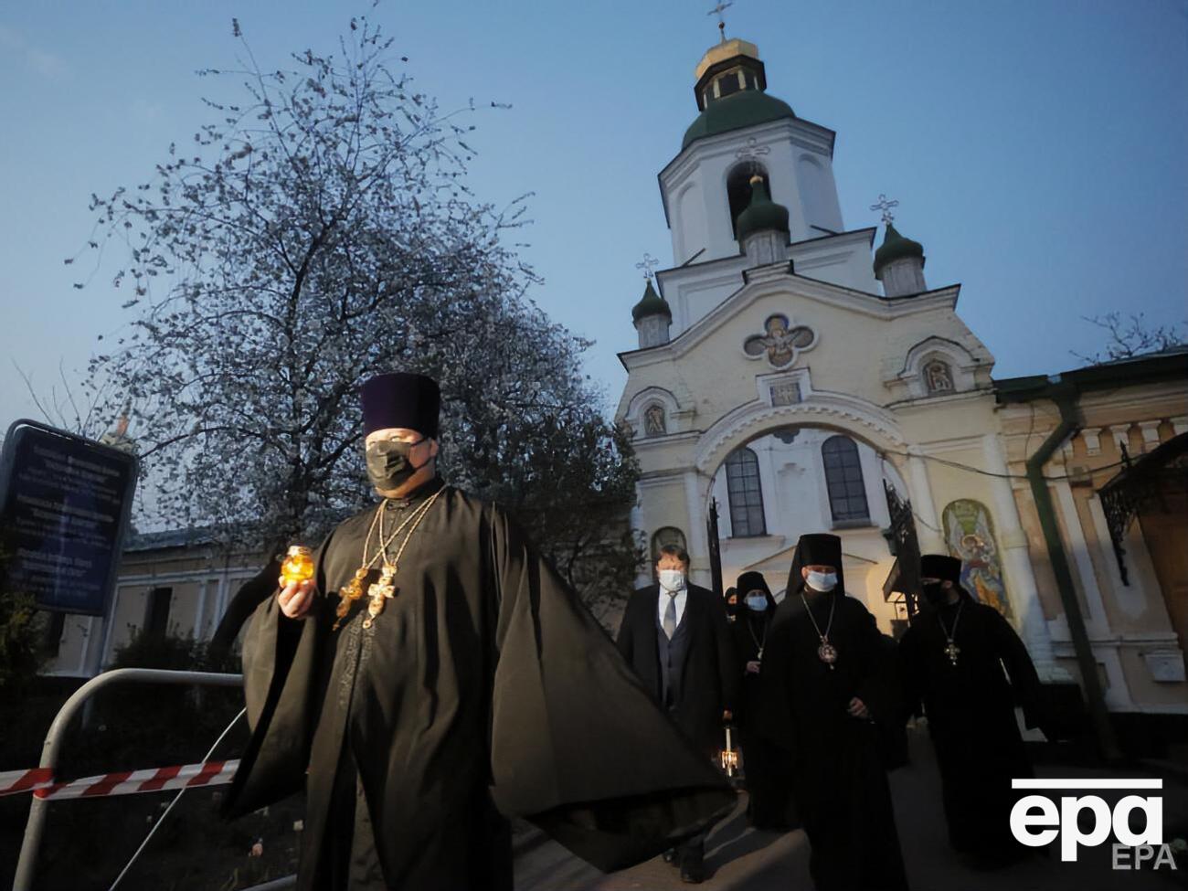 Влада закликала релігійні організації відмовитися від масових служб із нагоди Великодня