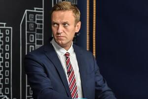 Навальний: У роботодавців немає грошей, щоб усім платити просто так.
