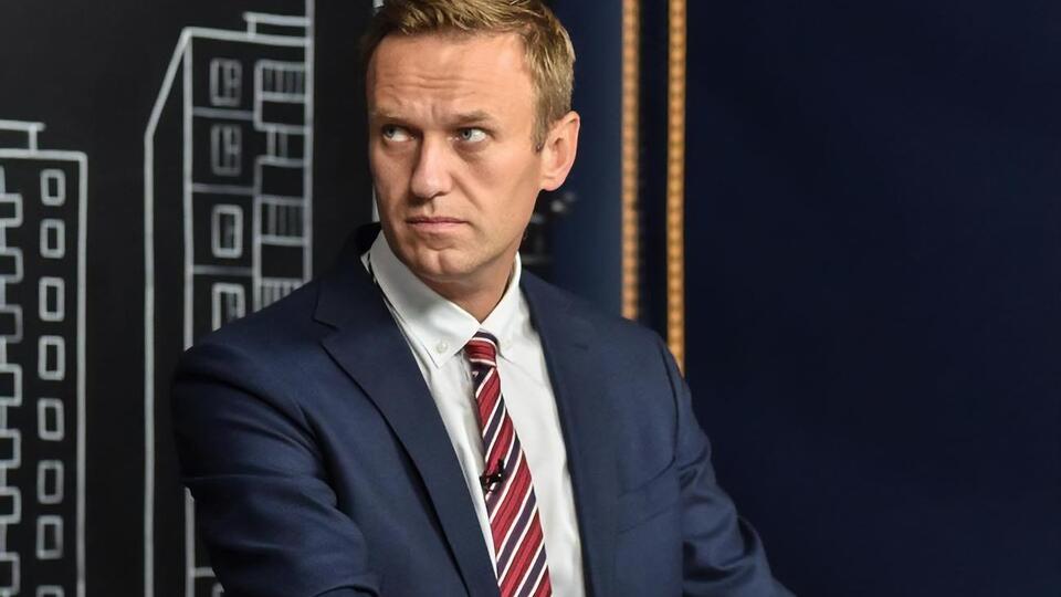 Навальний: У роботодавців немає грошей, щоб усім платити просто так.