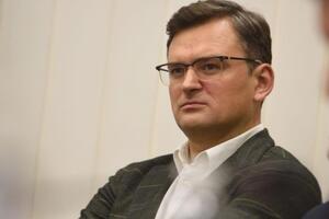 Кулеба отметил, что Украина и в дальнейшем будет блокировать усилия России разрушить санкционный режим
