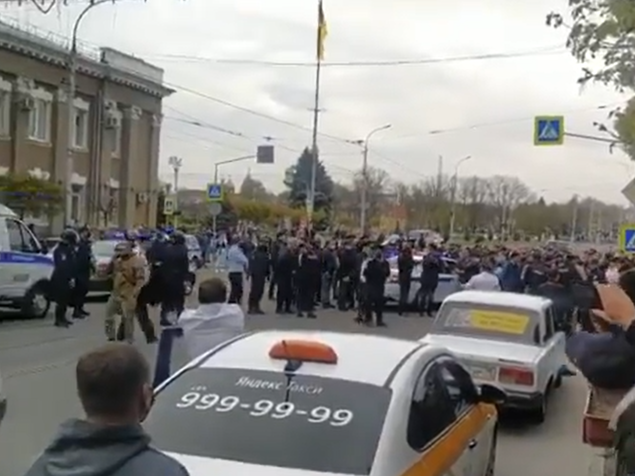 На акцію у Владикавказі зібралося приблизно 500 осіб
