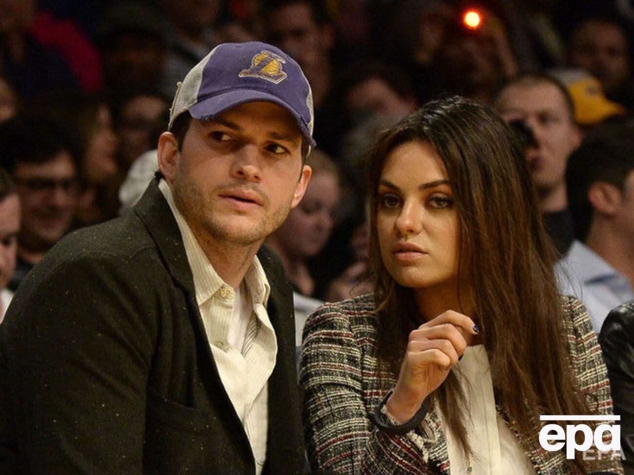 Катчер і Куніс передадуть виторг від продажу карантинного вина у благодійні фонди, які надають допомогу постраждалим від епідемії коронавірусу