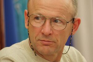 Вопросы к охотникам за привидениями, присосавшимся к нашему футболу, остаются без ответов. И эти паразиты куда опаснее коронавируса