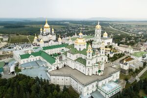 Із 42 випадків зараження коронавірусом у Кременецькому районі Тернопільської області щонайменше 25 припадає на Почаїв