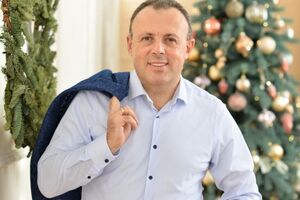 Пане президенте, минув рік. Ті самі схеми. Ті самі механізми. Тільки наглядачі інші. Переважно з "95-го кварталу"