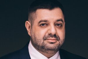 Александр Грановский: Я пробежался по утверждениям фантаста-искусствоведа Андрея, которые он аккуратно изложил в бумаге с шапочкой ДБР в адрес АРМА – полная чушь и правовой нигилизм