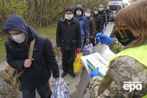 Після закінчення 14-денного терміну обсервації українцям іще раз зроблять ПЛР-тести