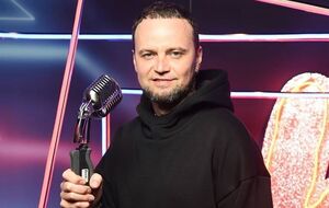 Квинта написал музыку на слова песни "Пьяное солнце"