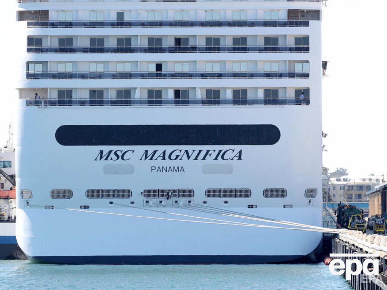 Корабль Magnifica всего с одной остановкой прошел от Австралии до Франции