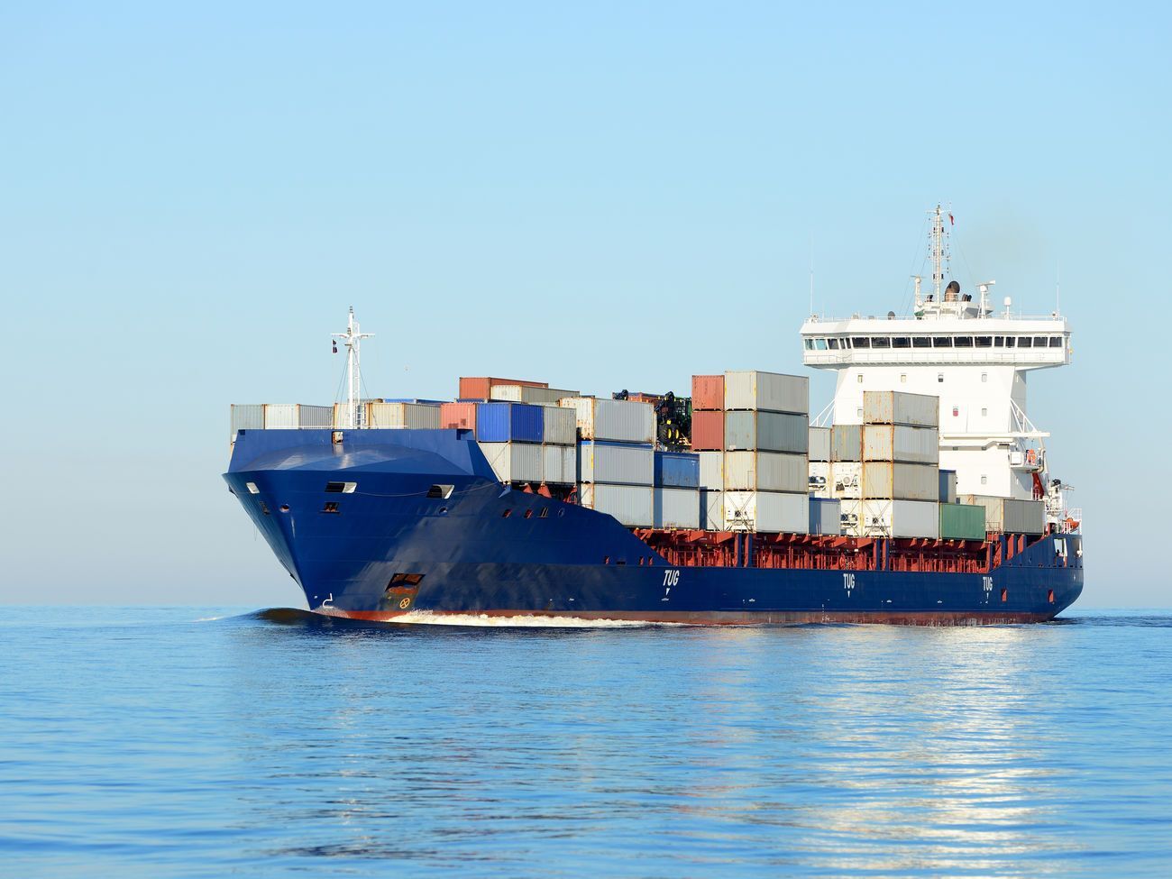 Судно, на которое напали пираты, ходит под флагом Португалии