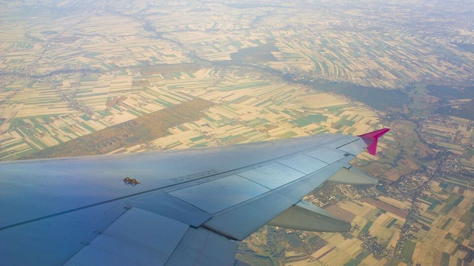 Пока о возобновлении авиаперевозок в Украине речь не идет