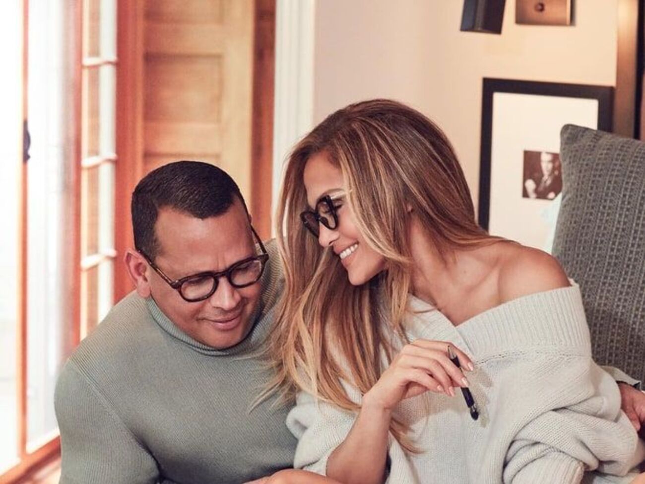 Родригес и Лопес перенесли свадьбу из-за карантина