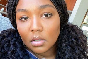 Lizzo: Сосредоточьтесь на части тела, которая вам не нравится в себе, и проявите к ней любовь сегодня