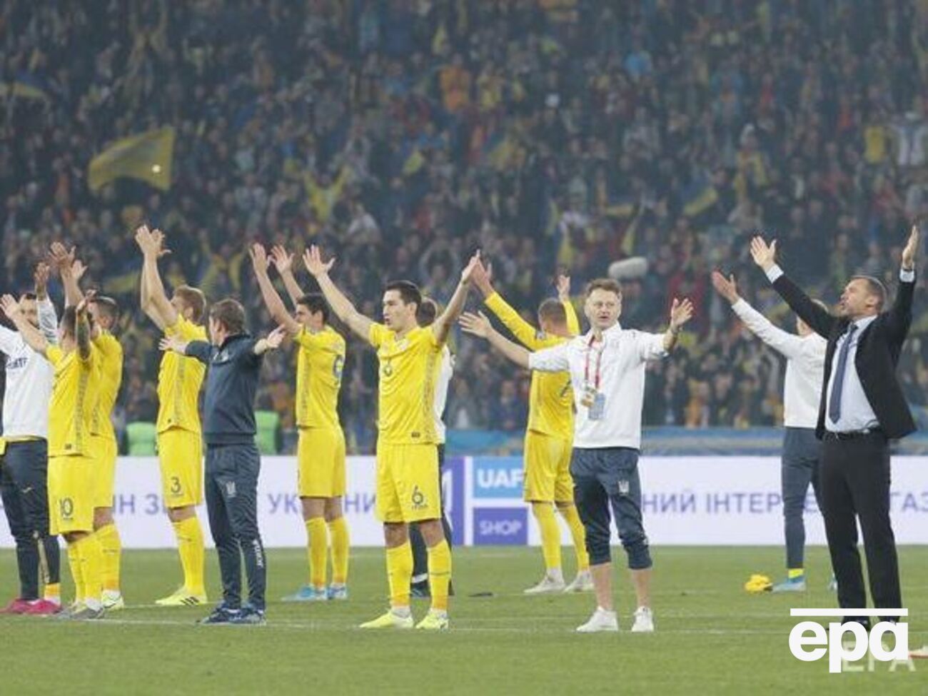У складі збірної України є футболісти, які грають у чемпіонатах інших країн