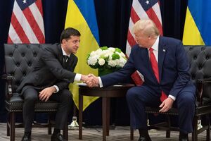 Зеленський пожартував, що через імпічмент Трампу Україна стала дуже відомою країною у США