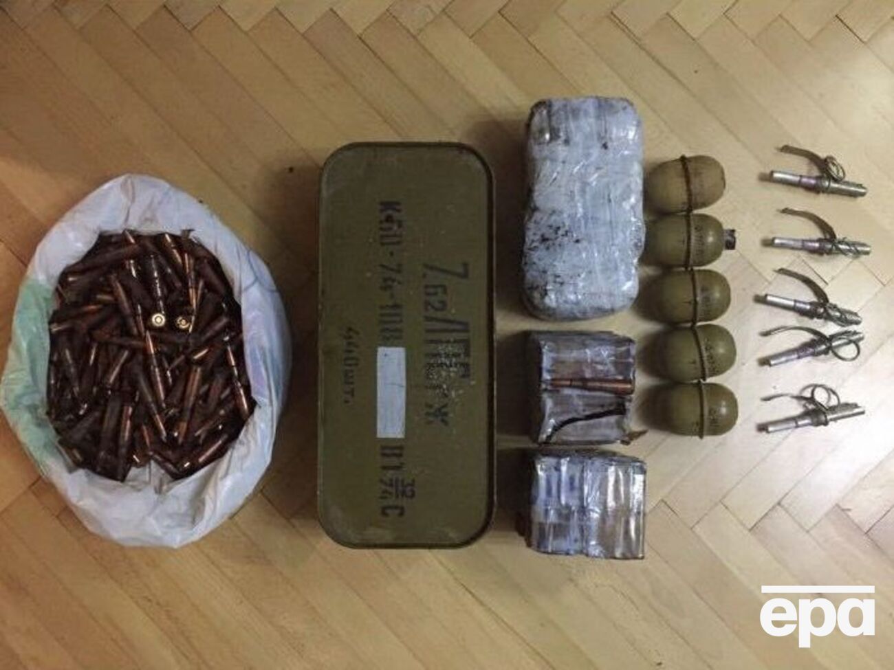 Затримання зловмисника відбулося під час спроби збуту боєприпасів