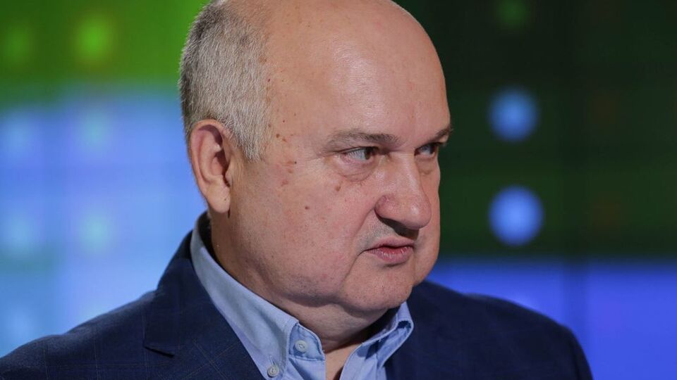 Смешко тричі очолював Комітет із питань розвідки при президенті