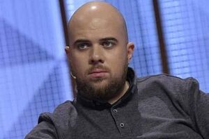Кілька слів до інтерв'ю Шмигаля. Вибачте, але продати Нью-Васюки ніяк не вийде. І це стосується не тільки заробітчан, а всіх