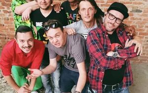 "The Вйо" створили 1991 року