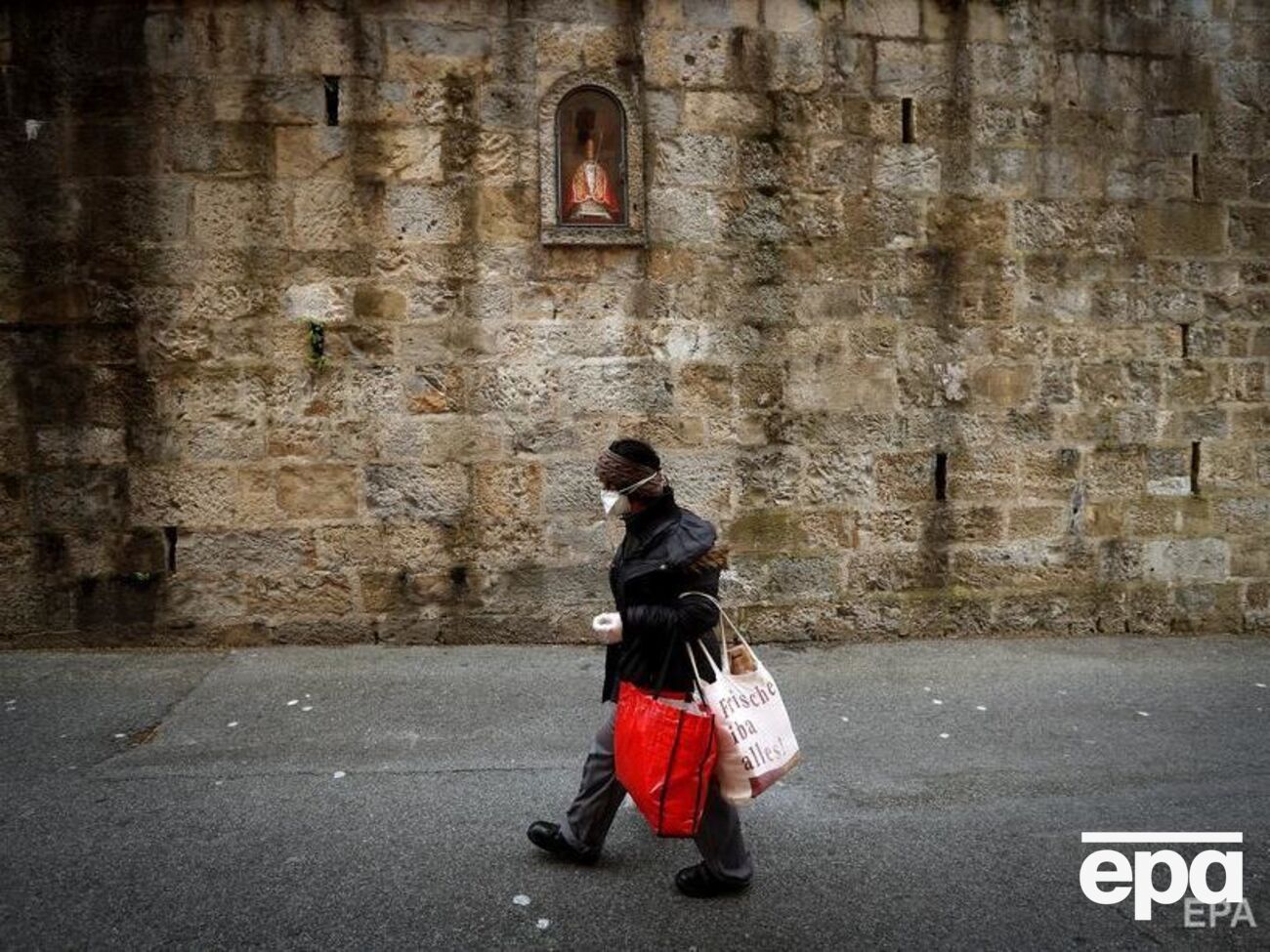 Іспанія &ndash; друга у світі за кількістю інфікованих коронавірусом