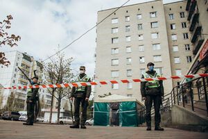 21 квітня правоохоронці взяли гуртожиток у Вишневому під охорону й ізолювали