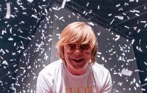 Під час карантину Григор'єв-Аполлонов змінив імідж