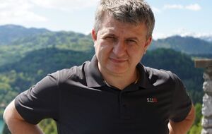 "Укроборонпром" чартером забирает из Бангладеш 11 своих сотрудников. Борт пустой, но привезти оттуда других украинцев наотрез отказываются