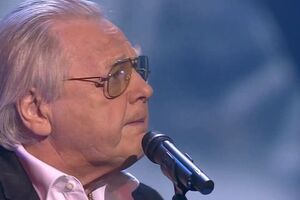 75-летний Антонов живет один