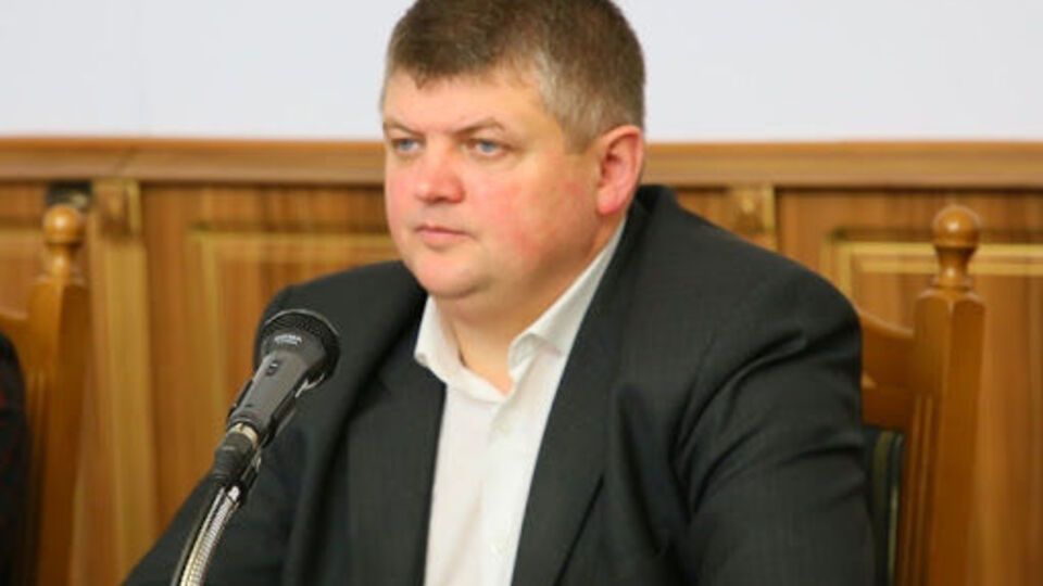 10 февраля Федорив был назначен временно исполняющим обязанности председателя Ивано-Франковской ОГА