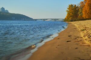 Уровень воды в украинских реках снизился из-за бесснежной зимы и отсутствия дождей