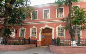 По данным СМИ, сотрудники изолятора начали писать рапорты на увольнение
