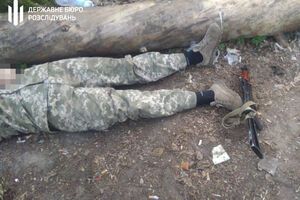 По данным СМИ, погибшему было 20 лет, он был курсантом четвертого курса Нацакадемии Сухопутных войск имени Сагайдачного