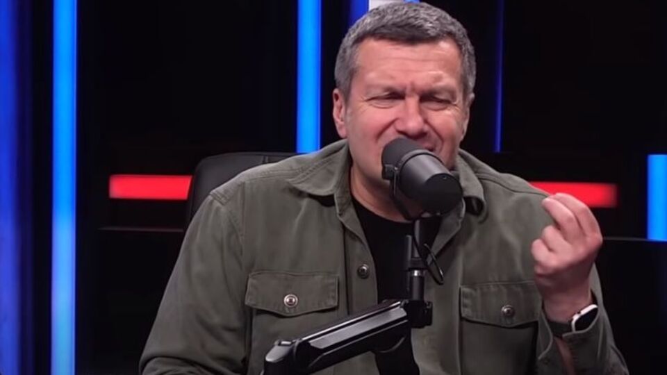 Соловьев сказал, что при встрече "врежет" Уткину "по кумполу"