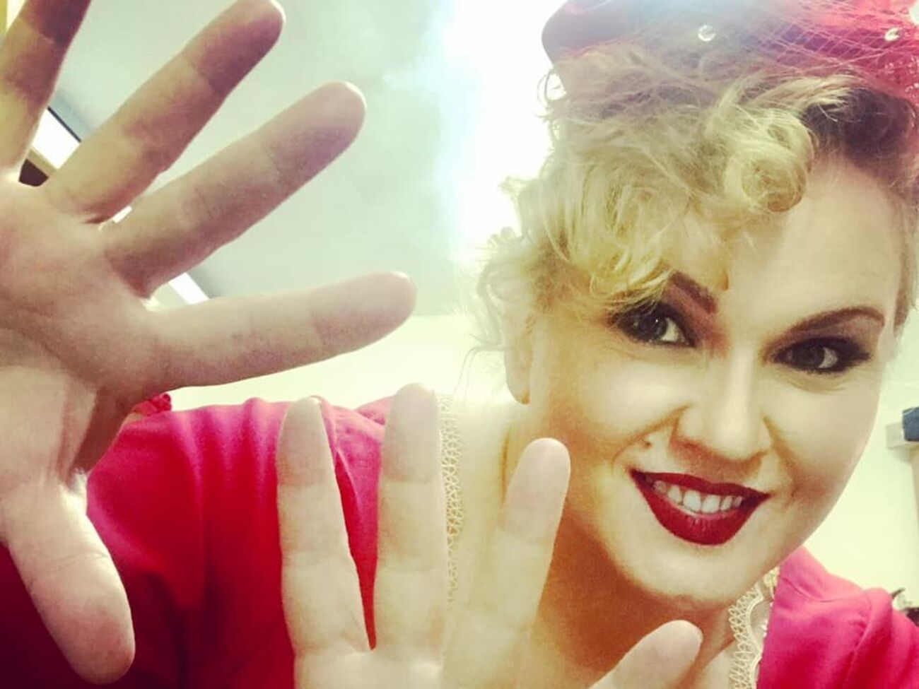 Жураковская сообщила, что еще недавно ее звали сниматься в России