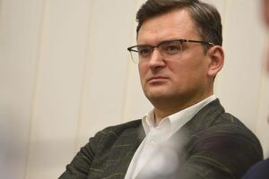 Кулеба повторив вимогу про доправлення чорних скриньок збитого літака МАУ в Україну