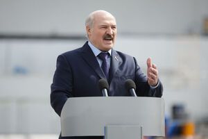 Лукашенко: Надо думать о том, что будет с экономикой и народом страны после того, как завершится пандемия