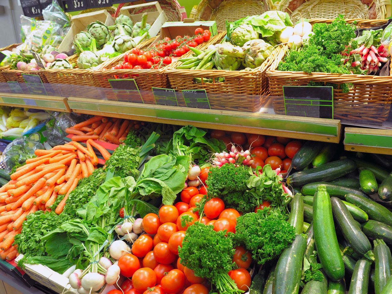 Минздрав Украины опубликовал условия, при которых рынки смогут открыться. Инфографика