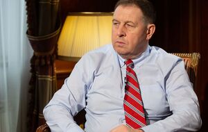 Ілларіонов: На економічному форумі в Давосі наприкінці січня обговорювали нісенітницю типу глобального потепління, Грета Тунберг говорила різну нісенітницю. А в цей час страшна пандемія коронавірусу розповзалася світом