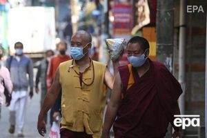 Пандемія коронавірусу триває