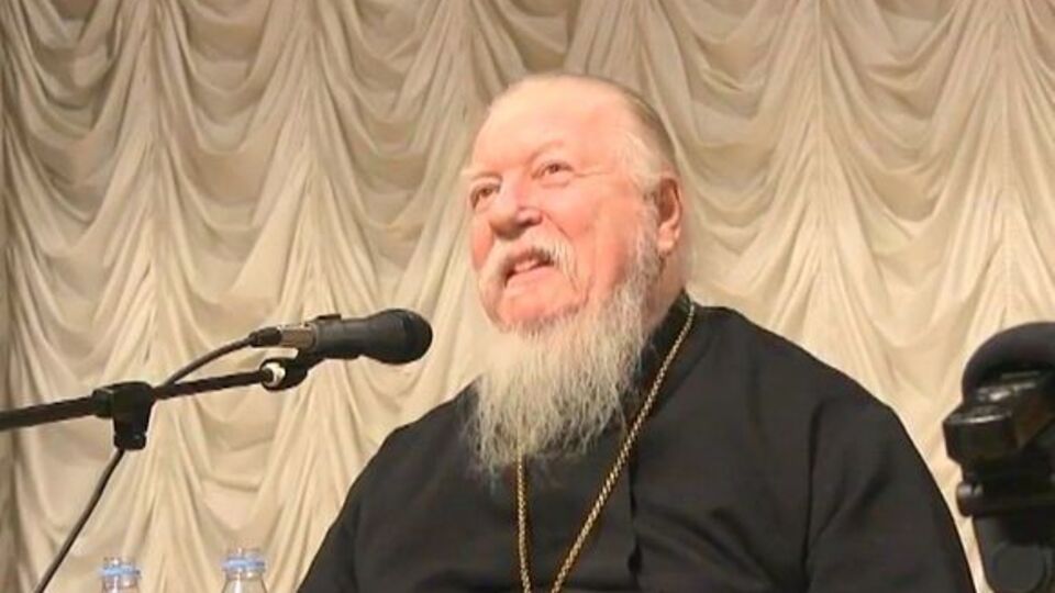 Смирнов запевняє, що світовий істеблішмент прагне до того, щоб у світі залишився один мільярд людей